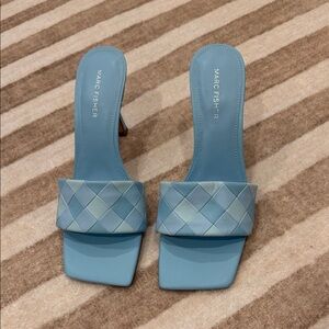 Marc fisher blue heels